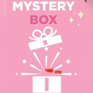 Women’s Mystery Box